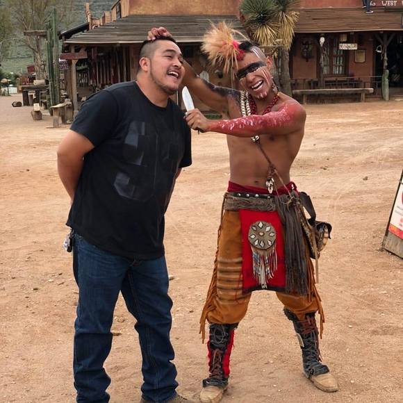 Meet your Posher, Fermin - Picture 1 of 1